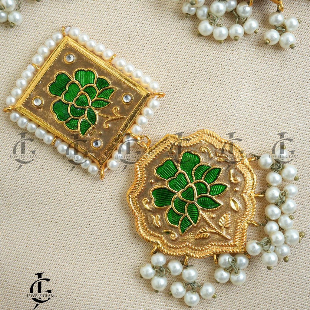 Thappa Kundan Choker Set