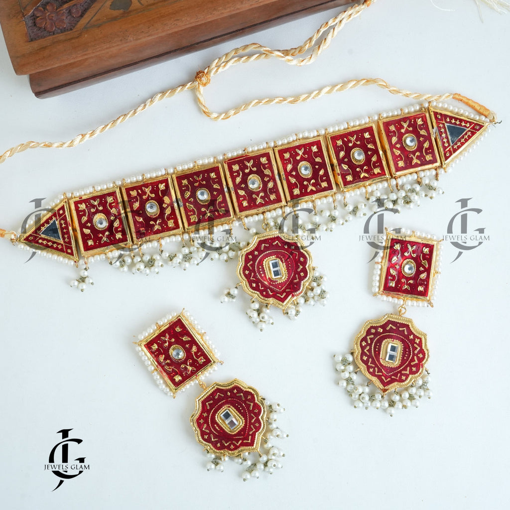 Thapa Kundan with Minakari Chockers Sets